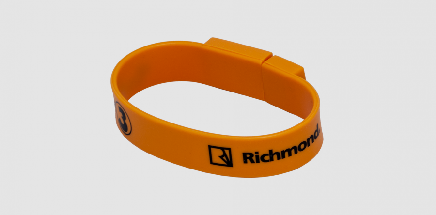 USB Bracelet for publisher
